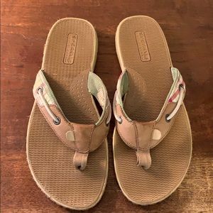 Sperry Flip Flops